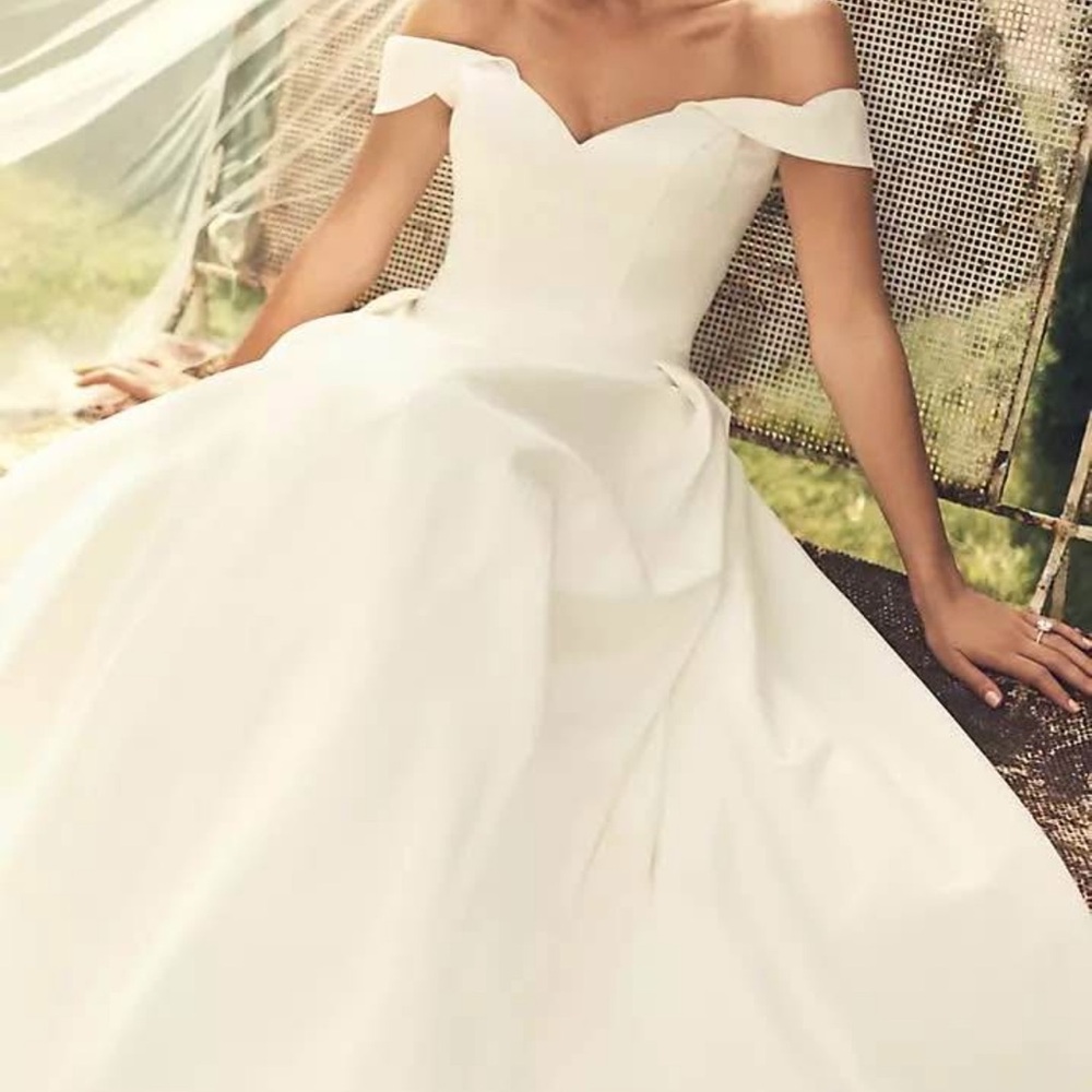 Wedding Dress David's Bridal Off-Shoulder Cream Satin Gown - Picture 5 of 8